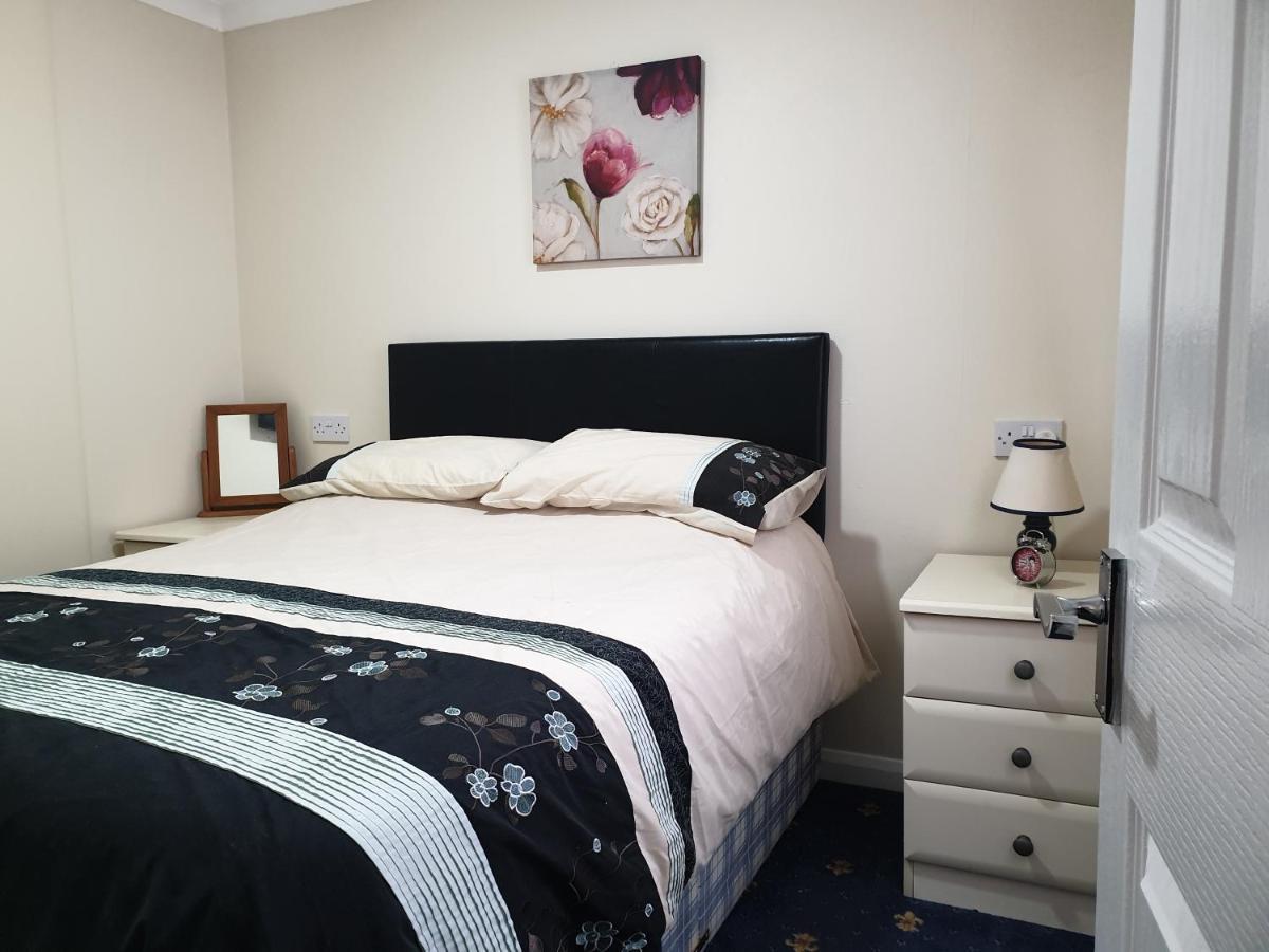 فندق Ocean View 95 Trimingham المظهر الخارجي الصورة